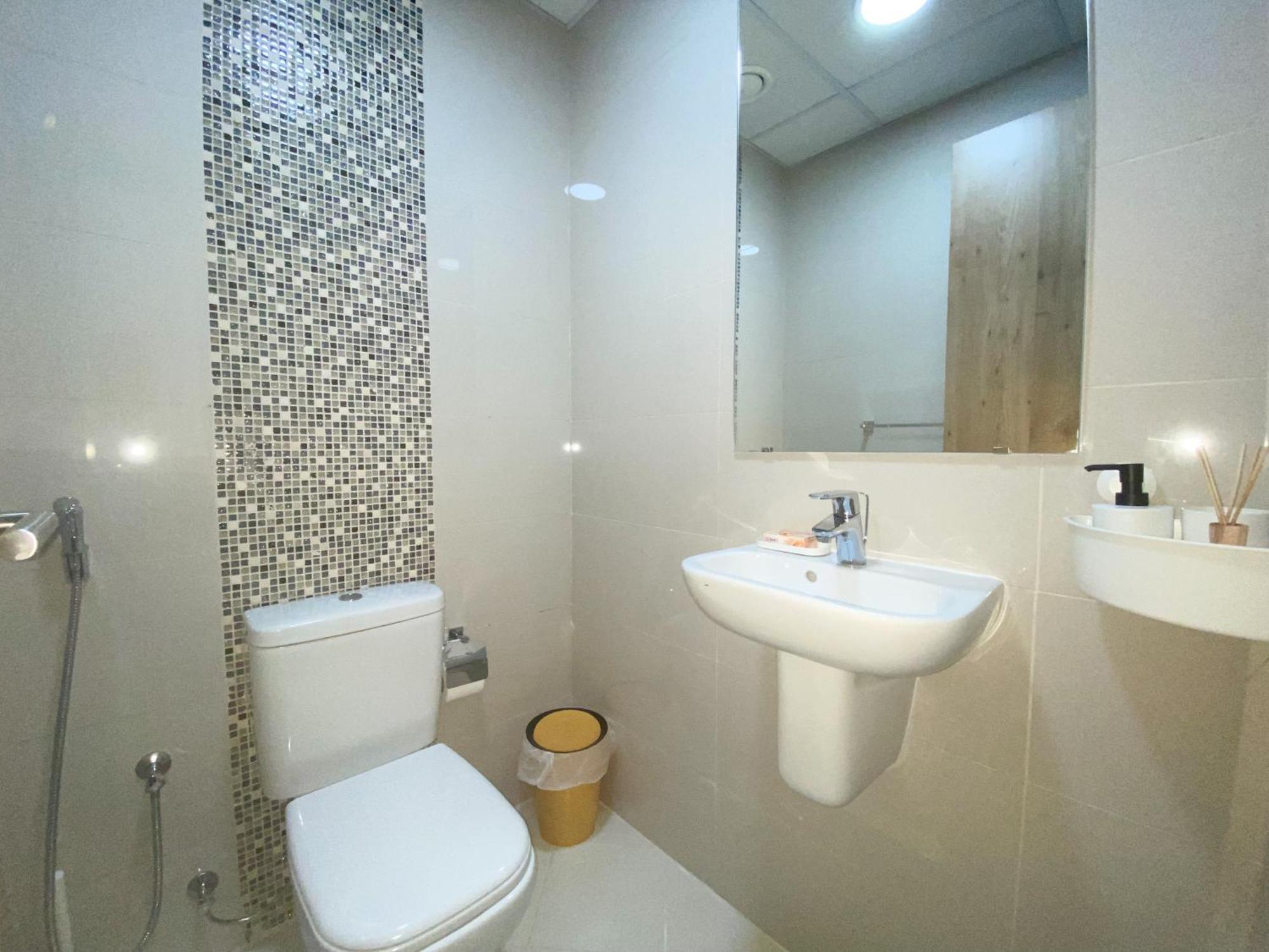Walk To The Beach Or Enjoy The Amazing View From The Balcony Apartment ดูไบ ภายนอก รูปภาพ